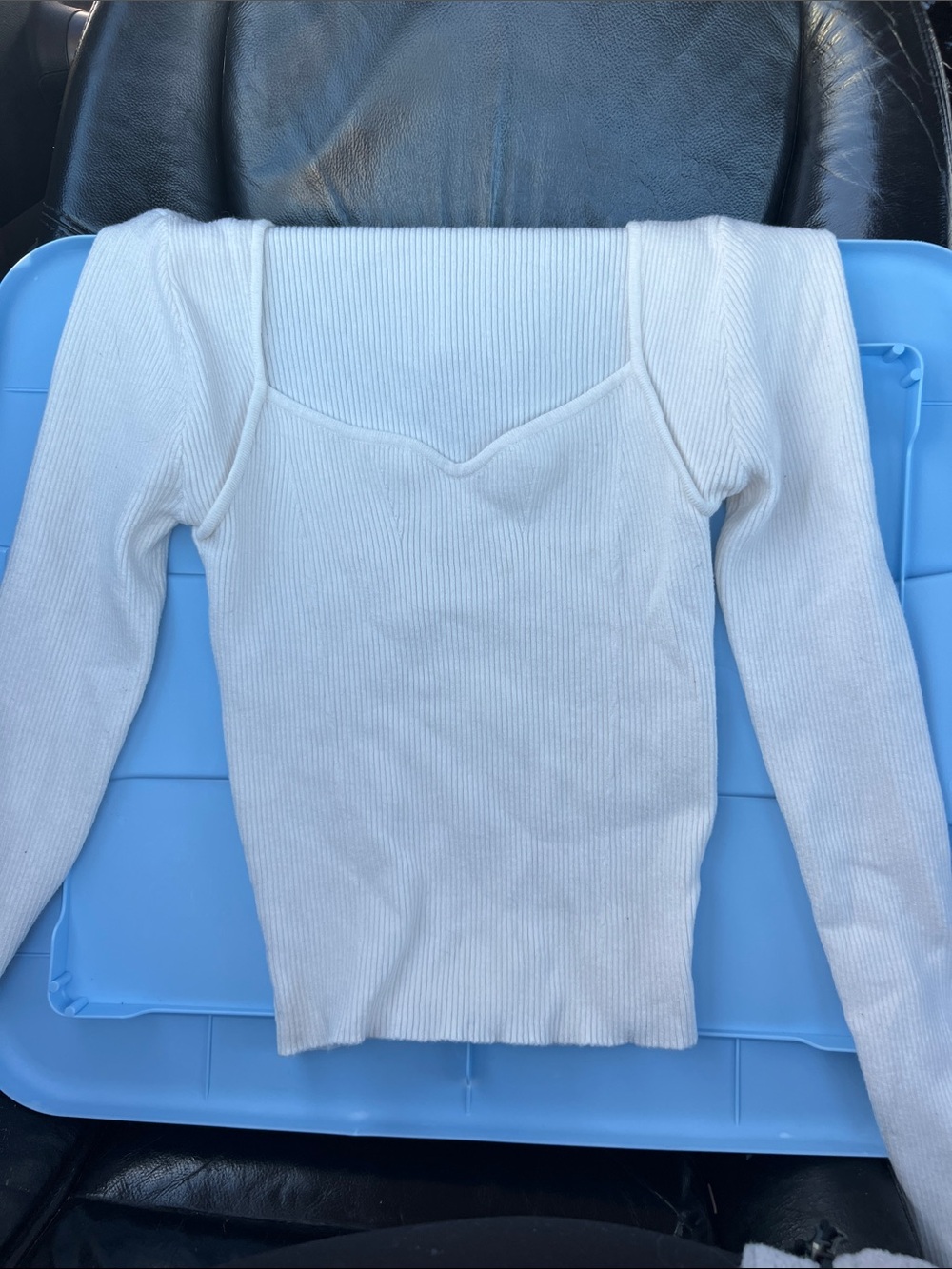Blu Pepper Off-the-Shoulder Ribbed Sweater Top in White